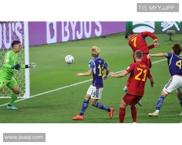 沃特豪斯与卡瓦立尔的精彩对决揭示足球战术与团队合作的魅力 沃特豪斯与卡瓦立尔的精彩对决揭示足球战术与团队合作的魅力